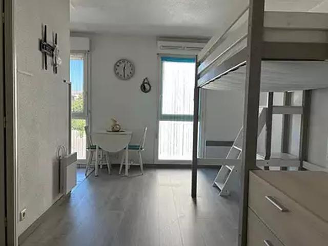 Mérignac 33700 Location appartement 1 pièce t1 au dernier étage parking