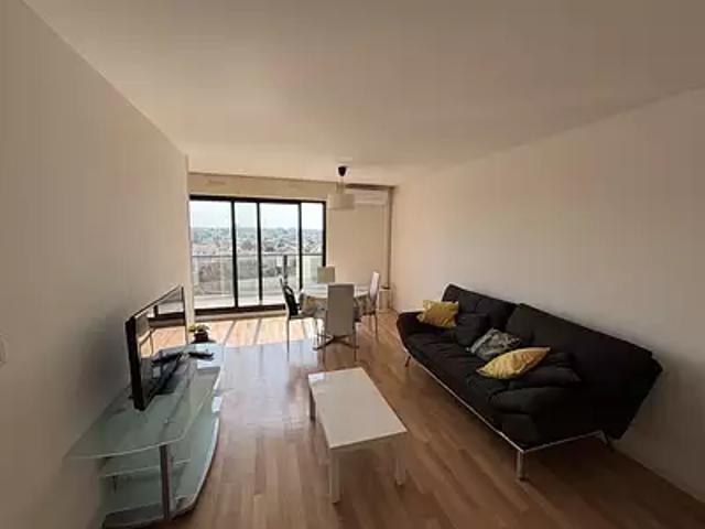 Mérignac 33700 Location appartement 2 pièces t2 au dernier étage parking
