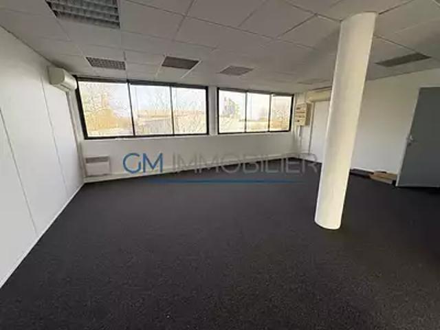 Mérignac 33700 Location divers