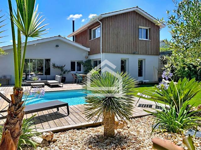Mérignac Arlac Maison rénovée avec piscine