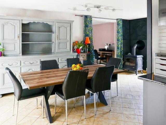 MERIGNAC CHARMANTE MAISON FAMILIALE AVEC JARDIN ET CARPORT
