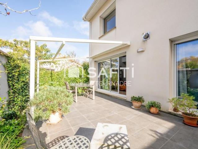 MERIGNAC, proche BdX: Maison, 4 ch dont une au rdc, bureau, garage