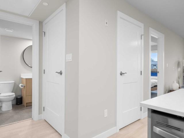 Meridian 2 Bedroom Apartment for Rent at 107 Evans St, Duncan, BC V9L 0K2