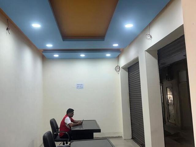 Meridian View Plaza Commercial Shop 350 Sq. Ft. in Alpha 1 Greater Noida Listing ID: #9649