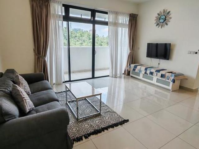 Meridian Medini corner unit for rent