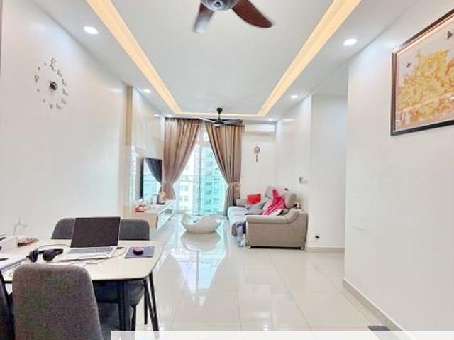 Meridin Bayvue Apartment