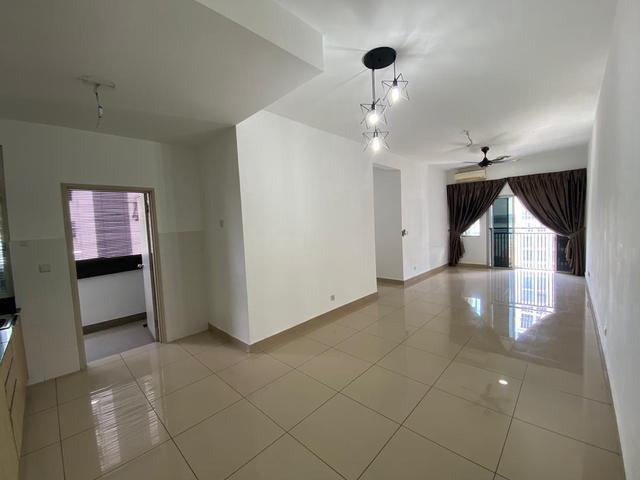 Meridin Bayvue Apartment