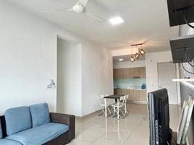 Meridin Bayvue Apartment for sale