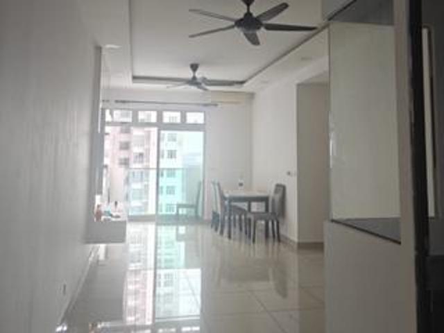 Meridin Bayvue Apartment Masai