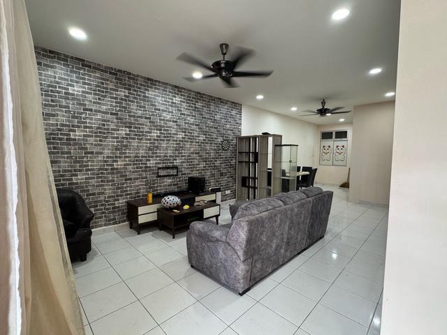 Meridin east house for salefull loanrenovated unit