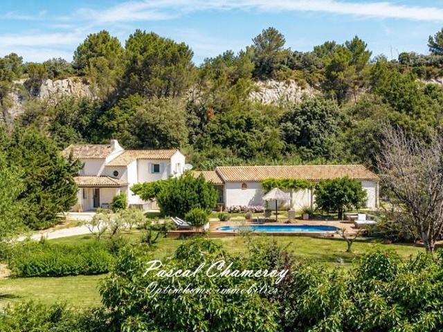 Mérindol 84 | Magnifique propriété de charme de 215 m² ve. 215m² Mérindol