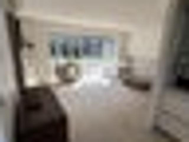 Merivale, 4 bedrooms, $900 pw