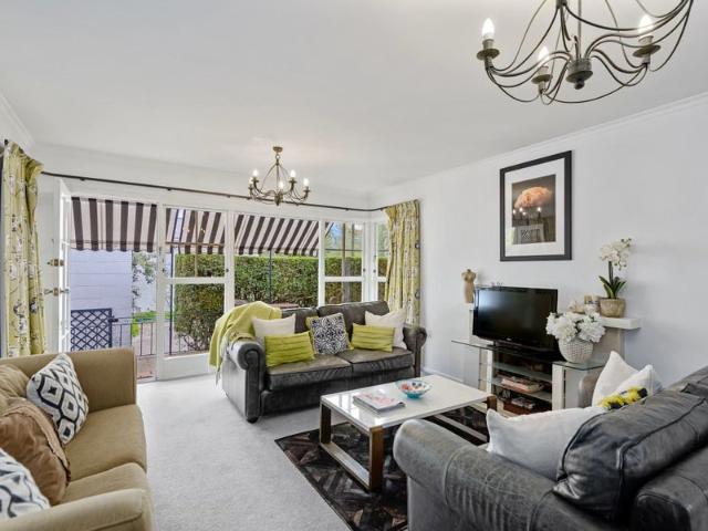 merivale, 2 bedrooms