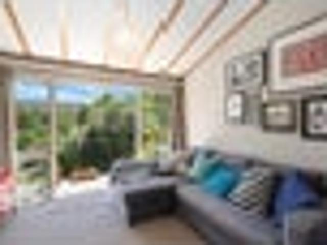 Merivale, 2 bedrooms, $480 pw
