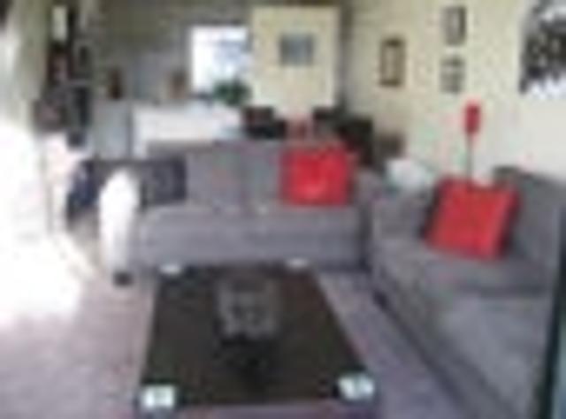 Merivale, 2 bedrooms, $530 pw