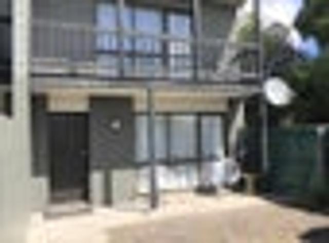 Merivale, 3 bedrooms, $620 pw