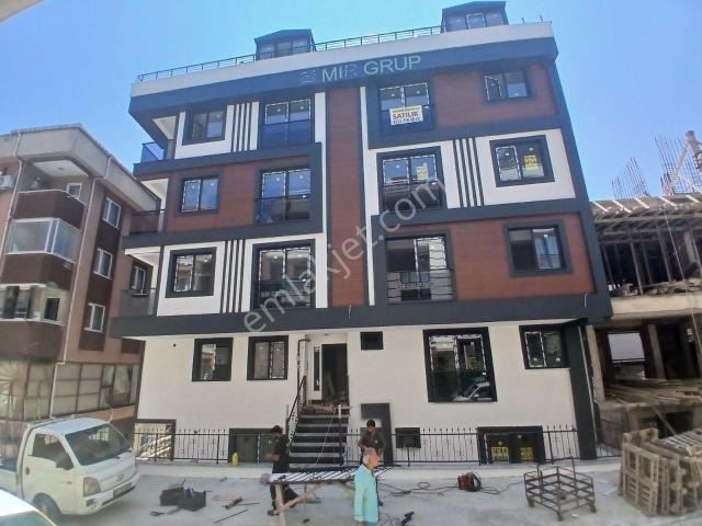 Merkez18den 1+1=60m2 Amerikan Mutfaklı Bahçekatı