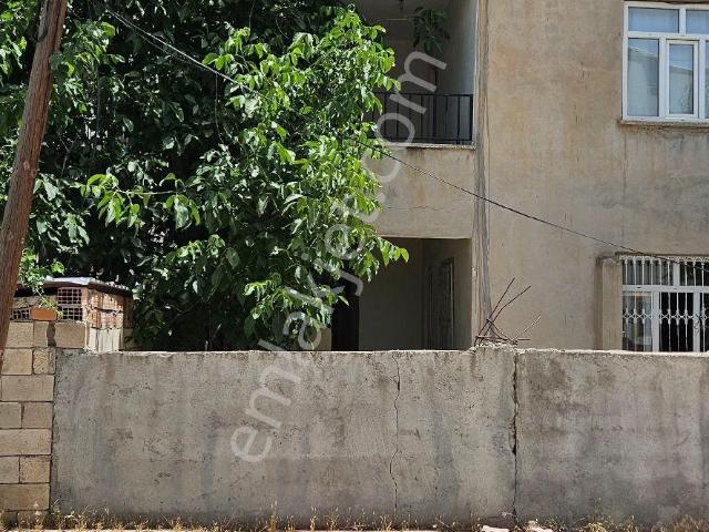 Merkez Bahçecik Mahallrsinde Satılık 2 Katlı Müstakil Bina