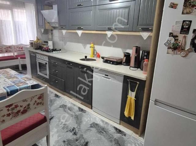 Merkez Gayrimenkulden Cumartesi Pazarı Mevki Satılık 2+1