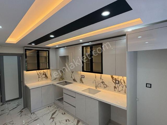 Merkez Efendi Mah Asansörlü 3+1 155 M2 2kat Ultra Lüxs Satılık Daire