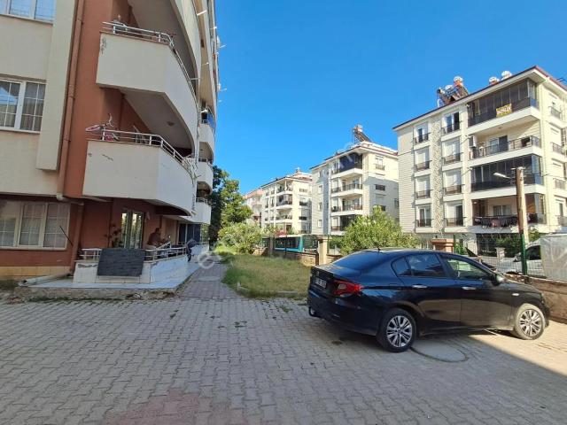 Merkezı Konumda Site Içerısınde Genış 2+1 Kiralık Daıre