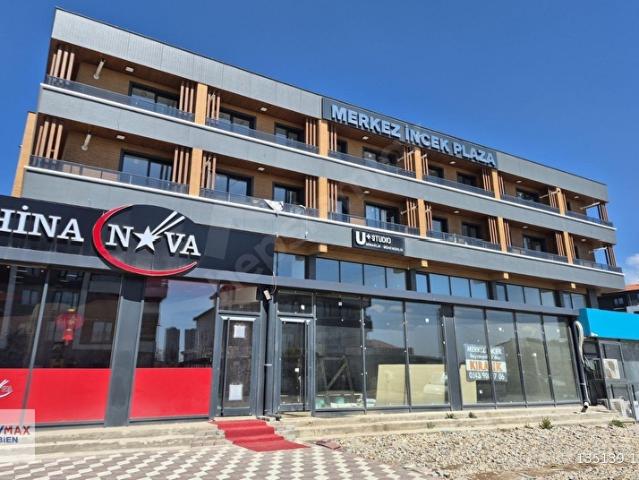 MERKEZ İNCEK PLAZA DA SATILIK 3+1 OFİS
