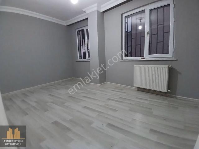 Merkez Mahallesi'nde 1+1 Ayrı Mutfaklı Y.giris