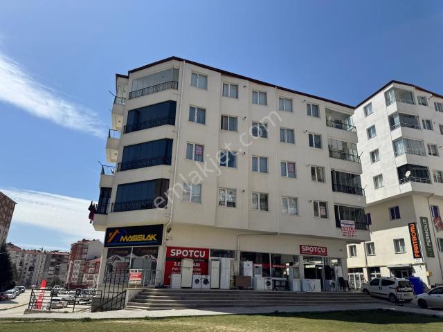 Merkezde 3+1 Cephesi Açık Yapılı Daire Burcu Emlaktan