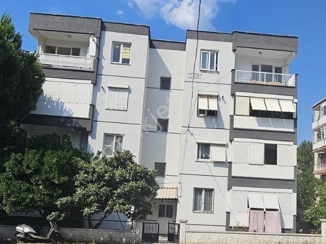 Merkezde 3+1 Doğalgaz Kombili Daire