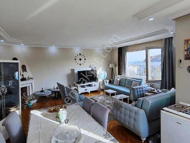 Merkez'de 3+1 Masrafsız 150m2 3.kat Manzaralı Asansörlü Satılık