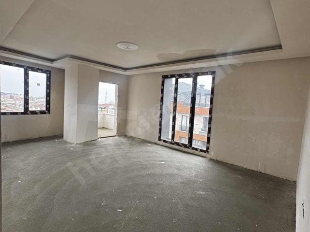 Merkezde 3+1, Ön Cephe Otoparklı 130m2
