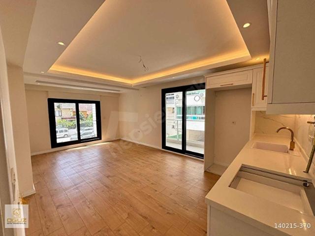 MERKEZDE ARAKAT ULTRA LÜX YÜKSEK KİRA GETİRİLİ FIRSAT DAİRE
