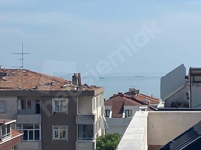 Merkez'de Deniz Manzaralı Otoparklı 4+2 Satılık Dubleks