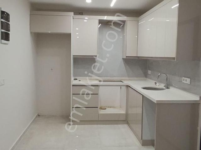Merkezde Mustakil Bitişik Sifır Villa