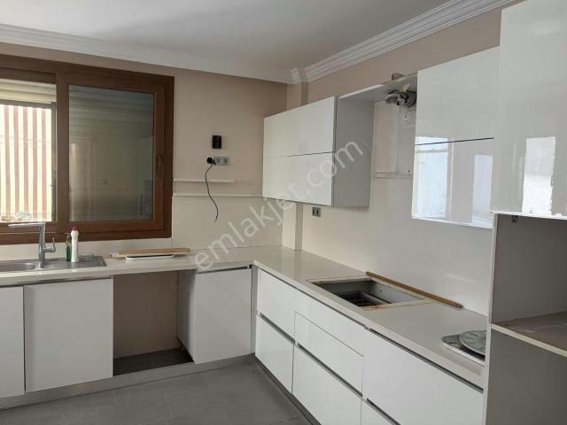Merkezde Çok Geniş Süper Kiralık Daire