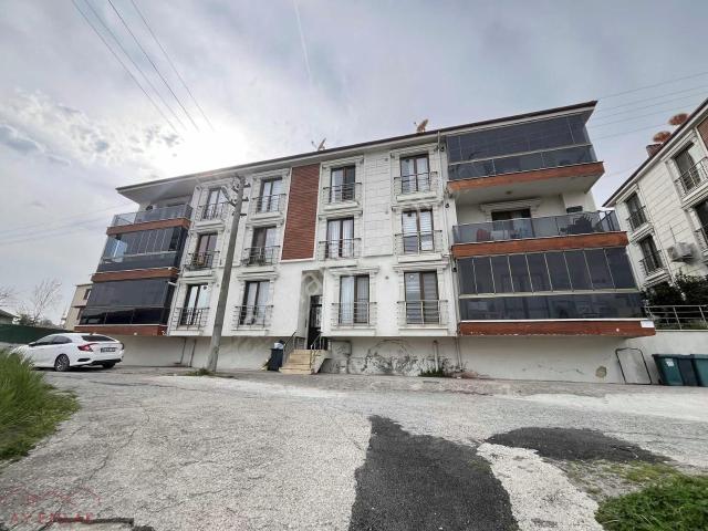 Merkeze Yakın Doğa Ve Deniz Manzaralı Cam Balkonlu 3+1 Daire