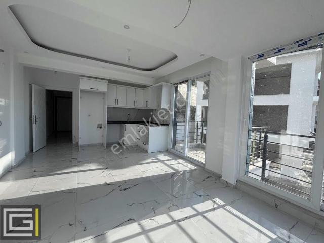 Merkeze Yakın 2+1 Ters Dubleks Şehir Ve Deniz Manzaralı Satılık