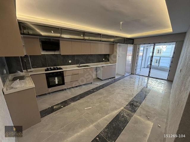 MERKEZE YAKIN 3+1 SIFIR 130 m DAİRE