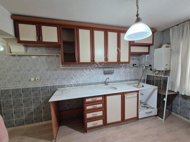 merkezefendi Mahallesi ✅3+1 150 M2 5 Katlının Zemin Katı ❇️kapalı Mutfak