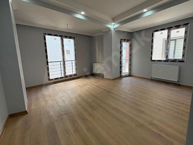 Merkezi Konum 2+1 90 M2 Net Sıfır Daire Metrobüse 5 DK
