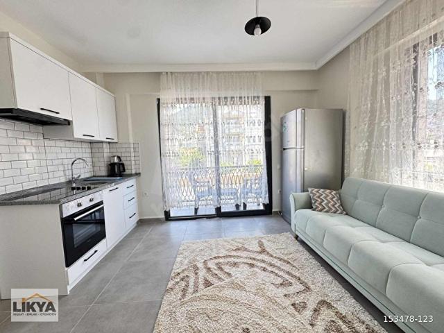 MERKEZİ KONUMDA 1+1 ASANSÖRLÜ ARA KAT DAİRE