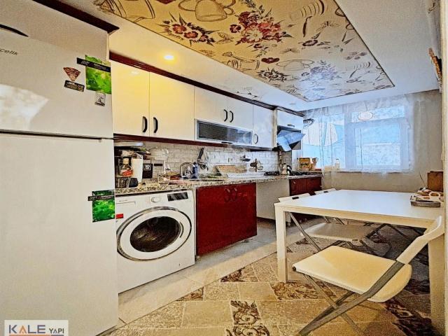 Merkezi Konumda 2+1 Temiz Satılık Daire