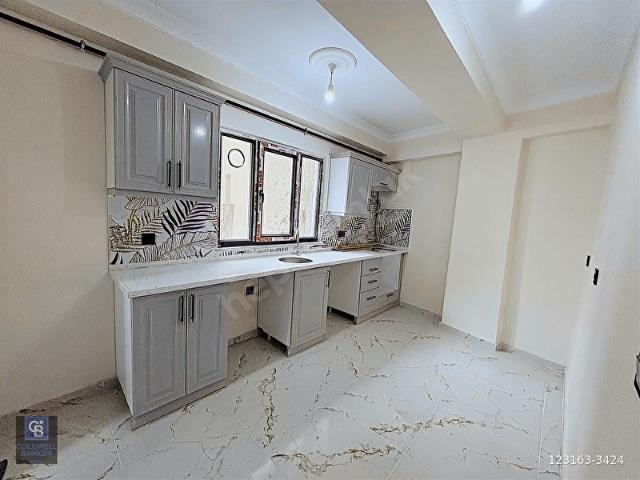 MERKEZİ KONUMDA 2+2 KULLANIŞLI DAİRE