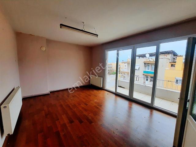 Merkezi Konumda 3+1 Doğalgazlı Daire