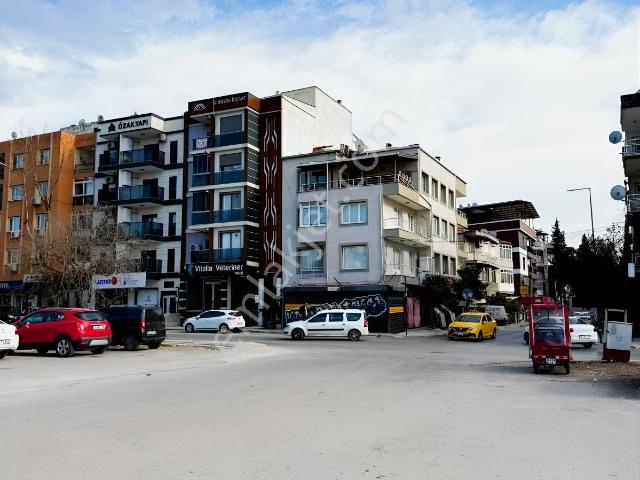 Merkezi Konumda Cadde Üstü Kaçırılmayacak Dükkan