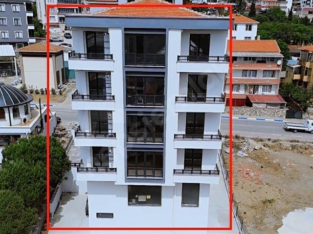 MERKEZİ KONUMDA CADDE ÜZERİ SATILIK DAİRELER