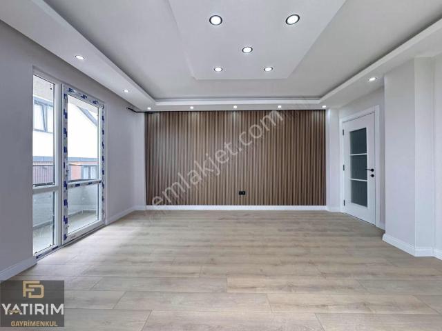 Merkezi Konumda Asansörlü Lüx 3+1 200 M2 Sahil Yakını Dubleks