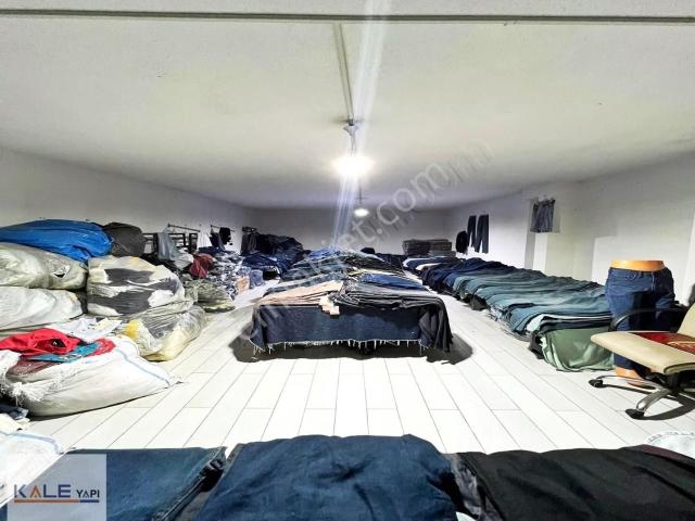 Merkezi Konumda Belediye & Avm Yanı 2 Katlı Geniş Satılık Dükkan
