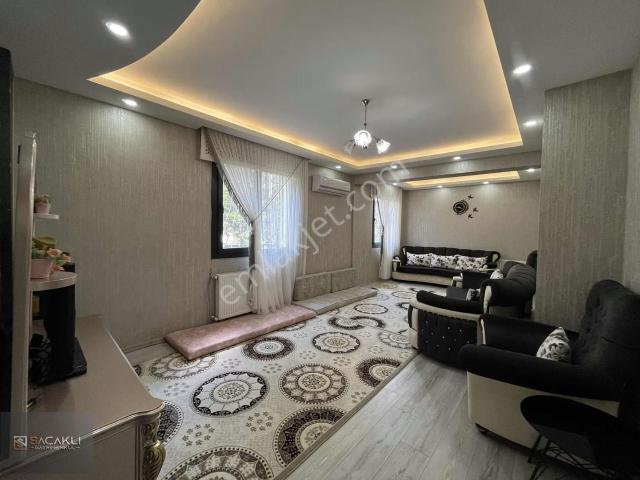Merkezi Konumda Düz Giriş Geniş 2+1 3 Oda Dairemiz Satıştadır