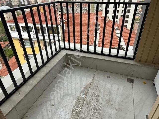 Merkezi Konumda Eğitim Mahallesi Taşınmaya Hazır 3+1 Sıfır Daire